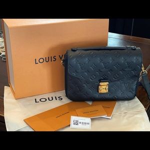 ♥️Louis Vuitton Pochette Métis ♥️